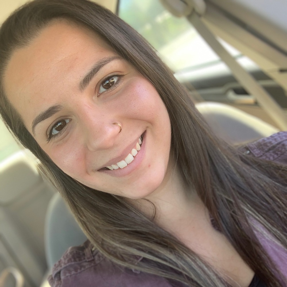 Meet your Posher, Isabel